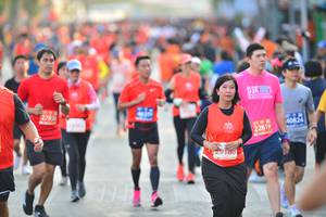 BIB: 21565, 41314
                            <button type="button" onclick="openModal(12775283)" class="btn btn-primary btn-sm float-right btn-popup" data-toggle="modal" data-target=".modal-high-quality">
                        <i class="fas fa-shopping-cart"></i> Add to Cart
                    </button>
                                            <button type="button" onclick="isThisMe(12775283, true)" class="btn btn-success btn-sm float-right btn-popup btn-isme hidden" data-toggle="tooltip" data-placement="bottom" title="นี่คือรูปของคุณใช่ไหม คลิกที่นี่เพื่อเอาเข้าอัลบั้ม">
                        <i class="fas fa-plus"></i> Add to album
                    </button>
                    <button type="button" onclick="isThisMe(12775283, false)" class="btn btn-warning btn-sm float-right btn-popup btn-isnotme hidden">
                        <i class="fas fa-ban"></i> Remove from album
                    </button>